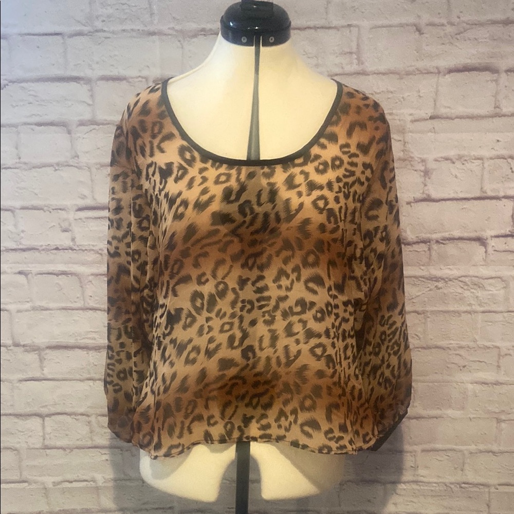 Love Notes Leopard Print Sheer Women's Top, Cut Out Back